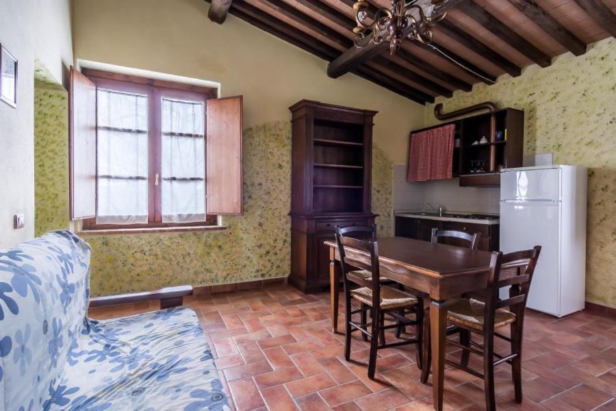Agriturismo Borgo Campetroso Суверето Стая снимка