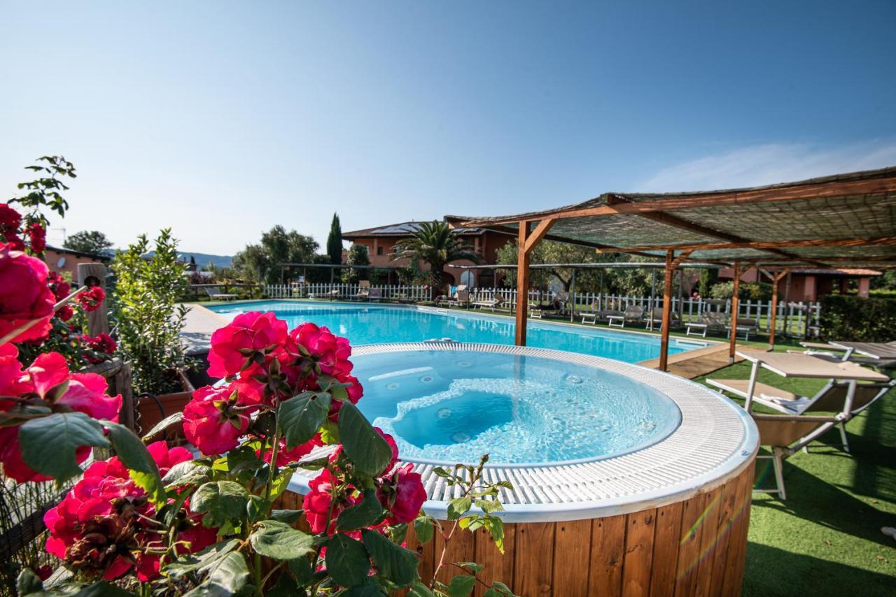 Agriturismo Borgo Campetroso Суверето Екстериор снимка
