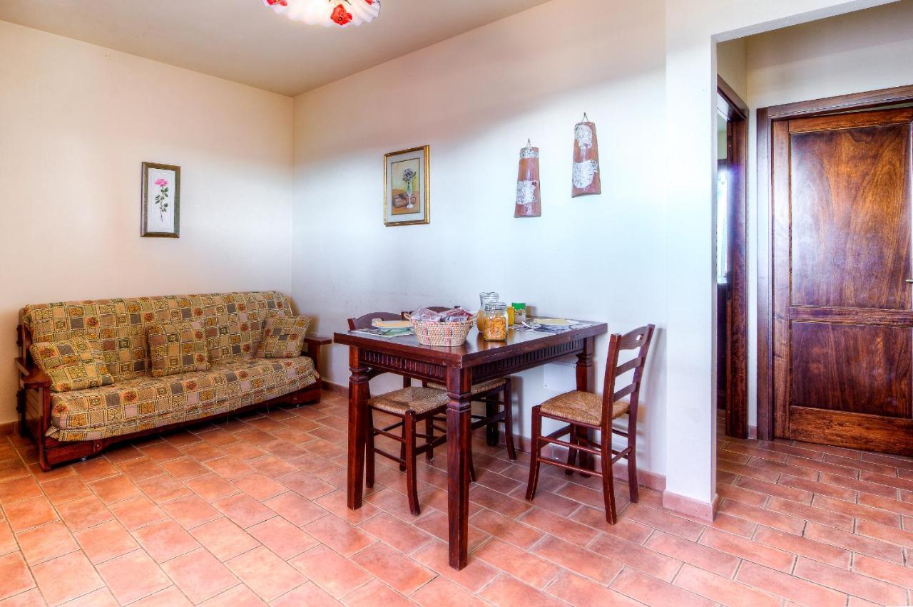 Agriturismo Borgo Campetroso Суверето Екстериор снимка